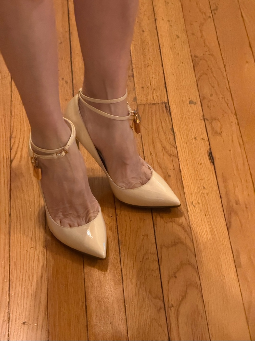 Tom Ford Cream Patent Pointed-Toe Ankle-Strap Pumps